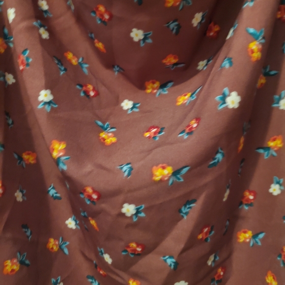 Cropped tank top🍒 - Picture 3 of 10